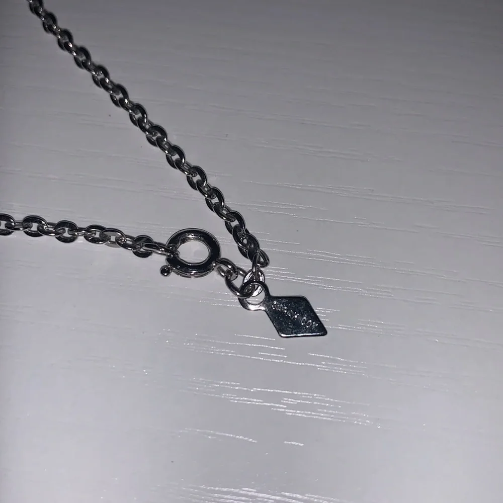 SARAH COVENTRY Arc Necklace - Picture 7 of 7